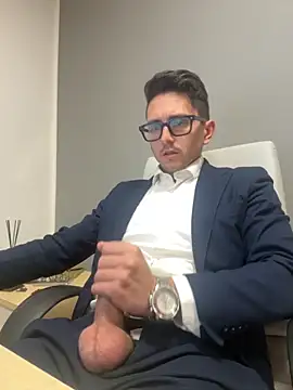 masterboss  online show from 4, 12, 2025