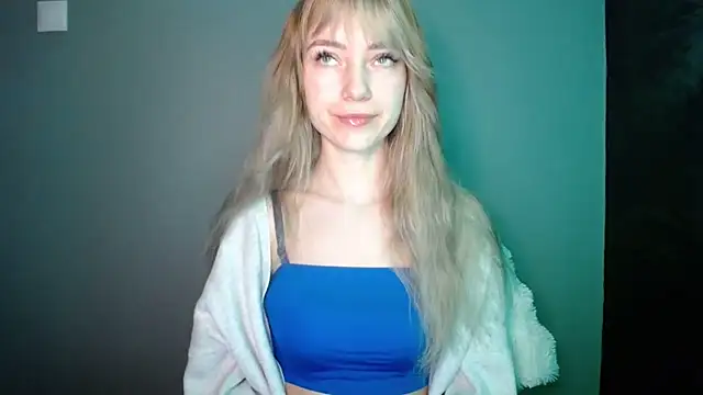 LuciaYoung online show from 13, 1, 2026