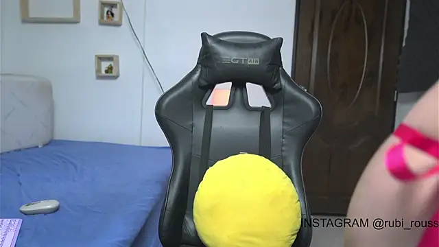 Snapshot of argiee_taylorxs2 chatting on 20, 10, 2025 argiee taylorxs2 online show from 20, 10, 2025