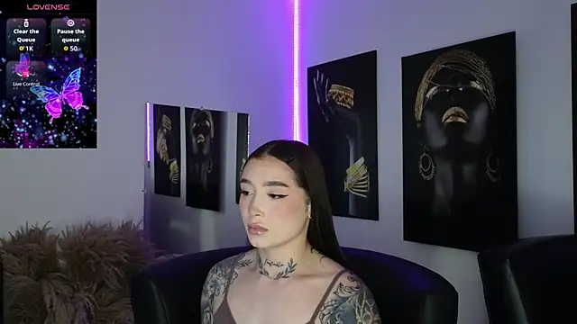  brenna hanson online show from 31, 3, 2026