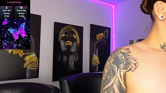  brenna hanson online show from 7, 3, 2025