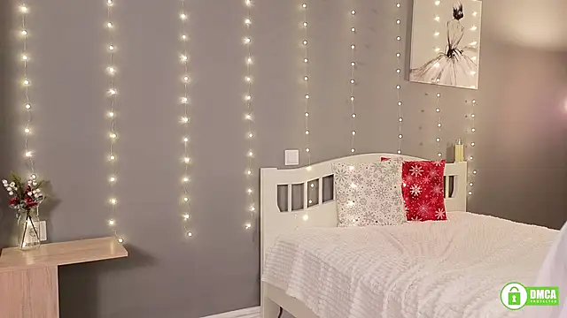 Snapshot of CutieBeauty chatting on 15, 12, 2024 CutieBeauty online show from 15, 12, 2024