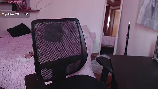 MissDennise online show from 4, 4, 2026