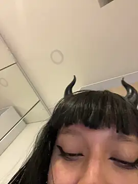 aangie  uwu online show from 26, 2, 2025