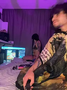 aangie  uwu online show from 24, 1, 2025