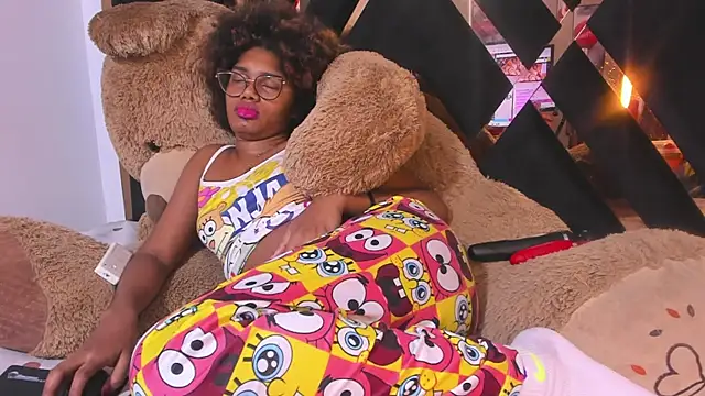 Ebony beautifull online show from 22, 3, 2025