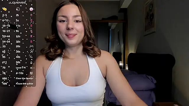 ThreeshaWhite online show from 23, 11, 2025