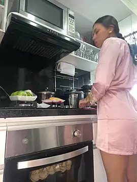 Maiaa evans online show from 7, 3, 2025