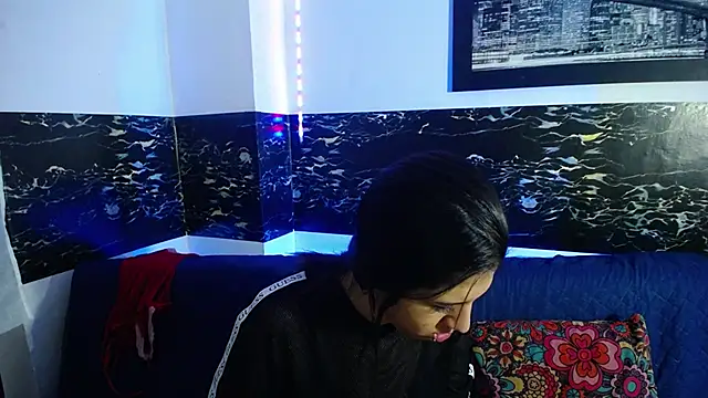 colombianmilf  online show from 17, 12, 2025