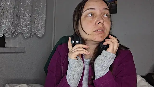 Snapshot of Cyndee_Winter chatting on 22, 4, 2026 Cyndee Winter online show from 22, 4, 2026