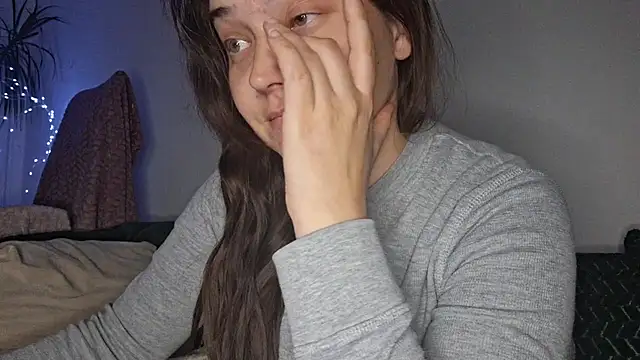 Cyndee Winter online show from 15, 10, 2025