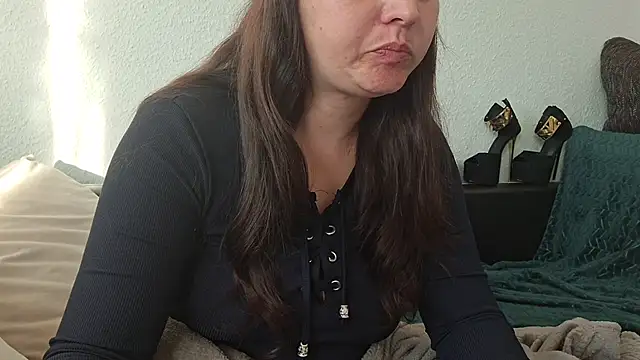 Cyndee Winter online show from 20, 9, 2025