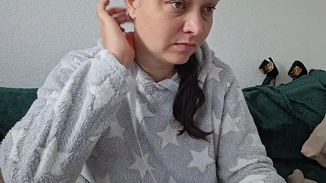 Cyndee Winter online show from 23, 9, 2025