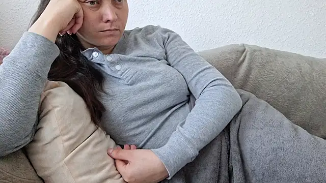 Cyndee Winter online show from 27, 9, 2025