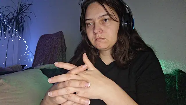 Cyndee Winter online show from 29, 11, 2025