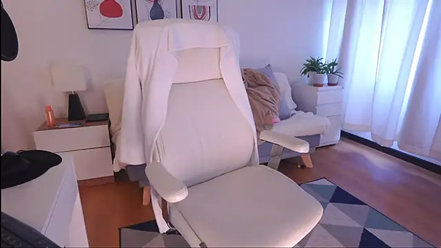 Anah s online show from 5, 3, 2025