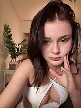 MaribelRiver online show from 27, 4, 2026