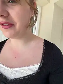 MaribelRiver online show from 22, 3, 2025