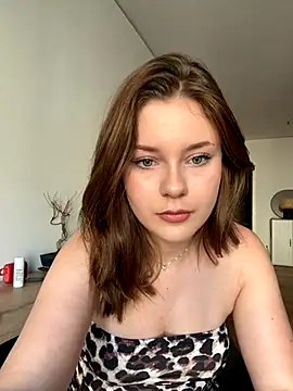 MaribelRiver online show from 8, 11, 2025