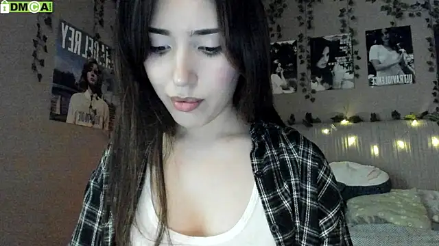 Snapshot of Anisawithlove chatting on 9, 11, 2025 Anisawithlove online show from 9, 11, 2025