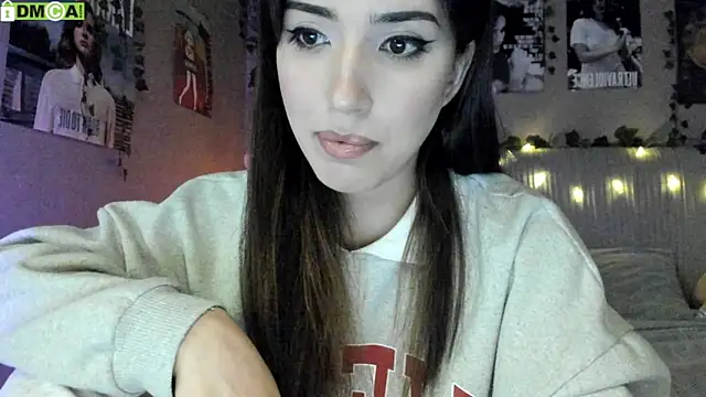 Snapshot of Anisawithlove chatting on 15, 9, 2025 Anisawithlove online show from 15, 9, 2025