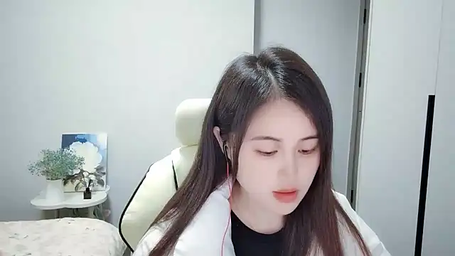 Wofeifei-baby online show from 26, 2, 2025