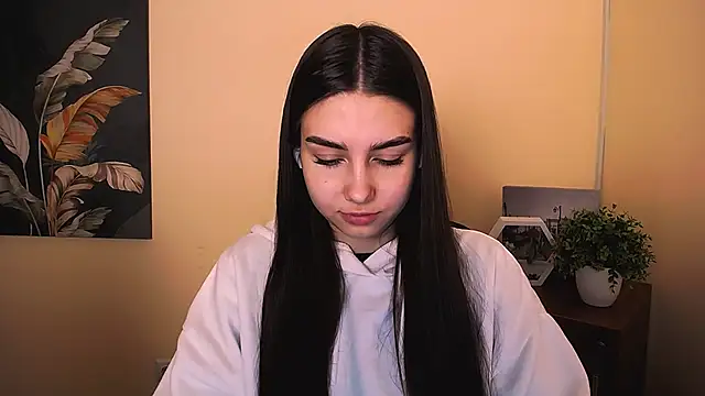 Lili magic online show from 3, 10, 2025