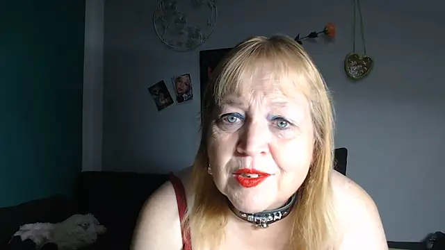 Snapshot of Blasflittchen chatting on 10, 6, 2026 Blasflittchen online show from 10, 6, 2026