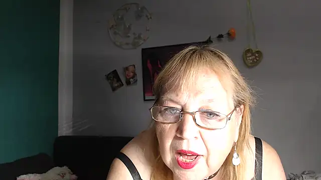 Snapshot of Blasflittchen chatting on 19, 7, 2026 Blasflittchen online show from 19, 7, 2026