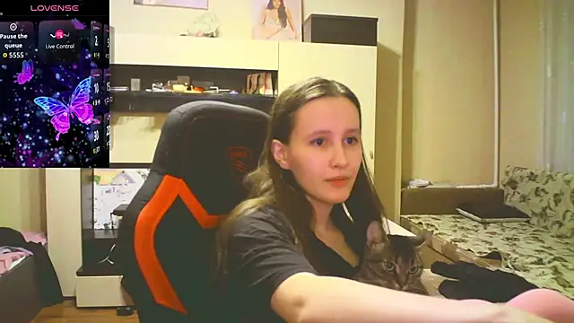 babywaifu online show from 2, 10, 2025