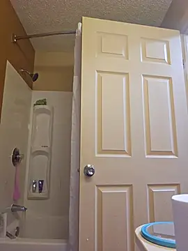 bella8769 online show from 9, 3, 2025