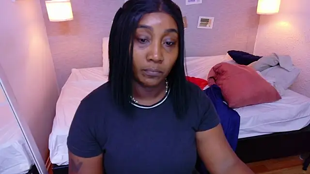 kiara evanss online show from 15, 7, 2026