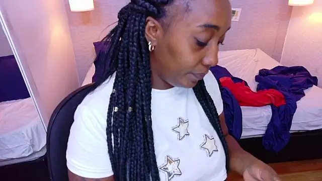 kiara evanss online show from 4, 8, 2026