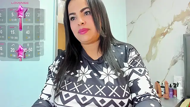 CINTYLOVELY online show from 2, 12, 2025