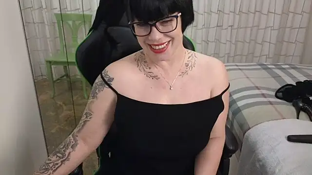   Nina online show from 3, 2, 2025