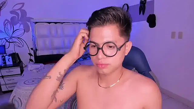 Niicky1  online show from 13, 2, 2025