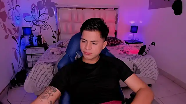 Niicky1  online show from 19, 2, 2025