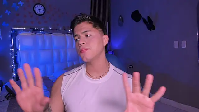 Niicky1  online show from 4, 11, 2025