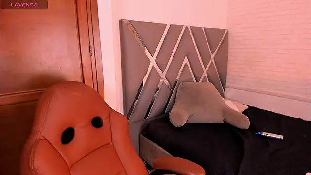 Niicky1  online show from 14, 2, 2026