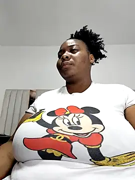 Breisy bigboobs online show from 30, 5, 2026