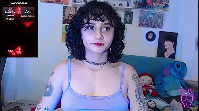 Snapshot of kitty22_ chatting on 12, 11, 2025 kitty22 online show from 12, 11, 2025