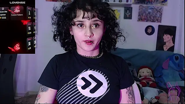 Snapshot of kitty22_ chatting on 11, 11, 2025 kitty22 online show from 11, 11, 2025