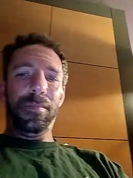 Treemandude online show from 8, 9, 2025