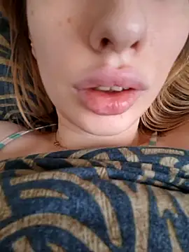 Elza kom online show from 16, 2, 2026