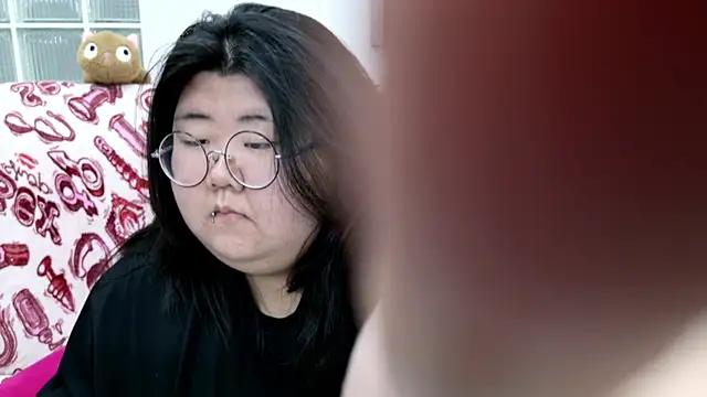 Nadine asian online show from 11, 4, 2026