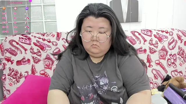 Snapshot of Nadine_asian chatting on 10, 7, 2026 Nadine asian online show from 10, 7, 2026