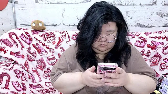 Nadine asian online show from 24, 3, 2026