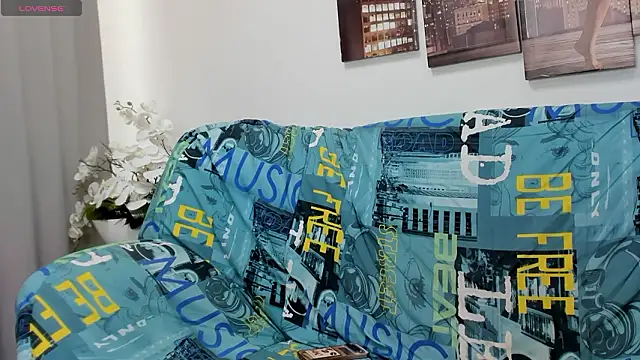 Snapshot of Nadine_asian chatting on 1, 2, 2026 Nadine asian online show from 1, 2, 2026