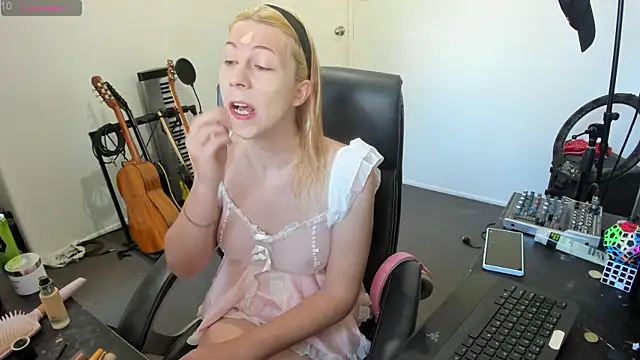 Ts-lucy-lux online show from 2, 10, 2025