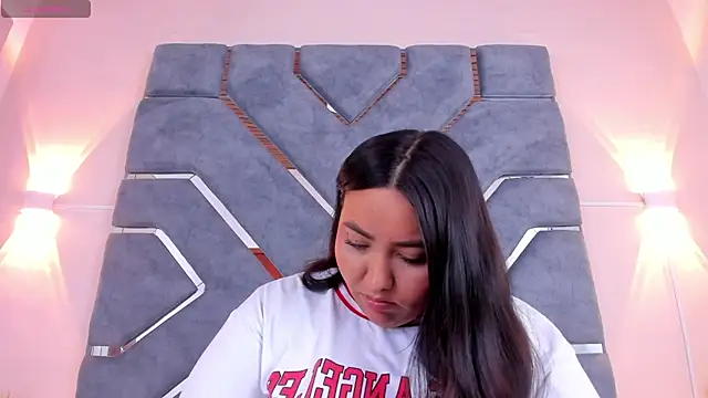 LucciaPorter online show from 21, 11, 2025